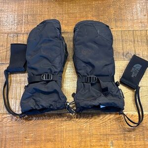 The North Face Black Insulated Mittens